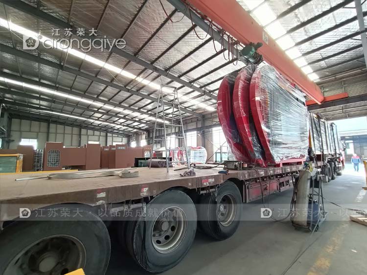 ɽ�|��(chu��ng)���܇(ch��)ͤ�����b܇(ch��)