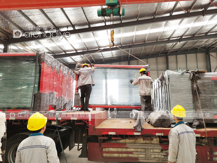 第三批河北公交候車亭發(fā)貨圖一