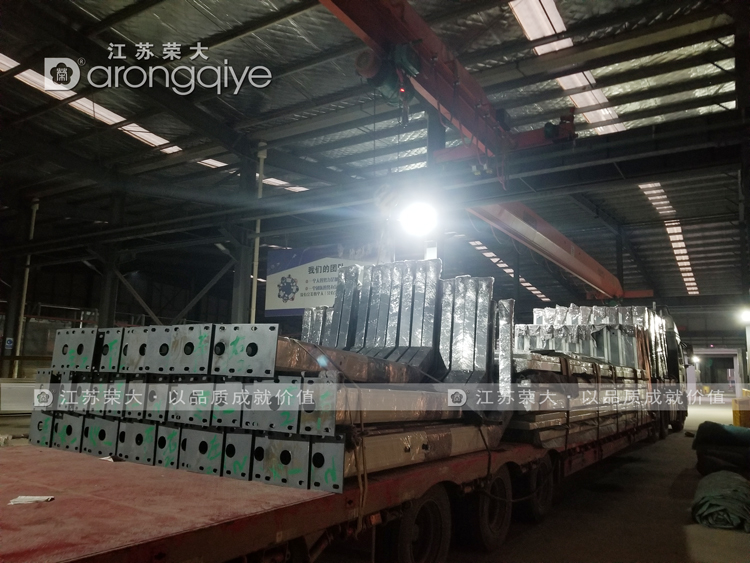 ���չ�����܇(ch��)ͤ�l(f��)؛�D��