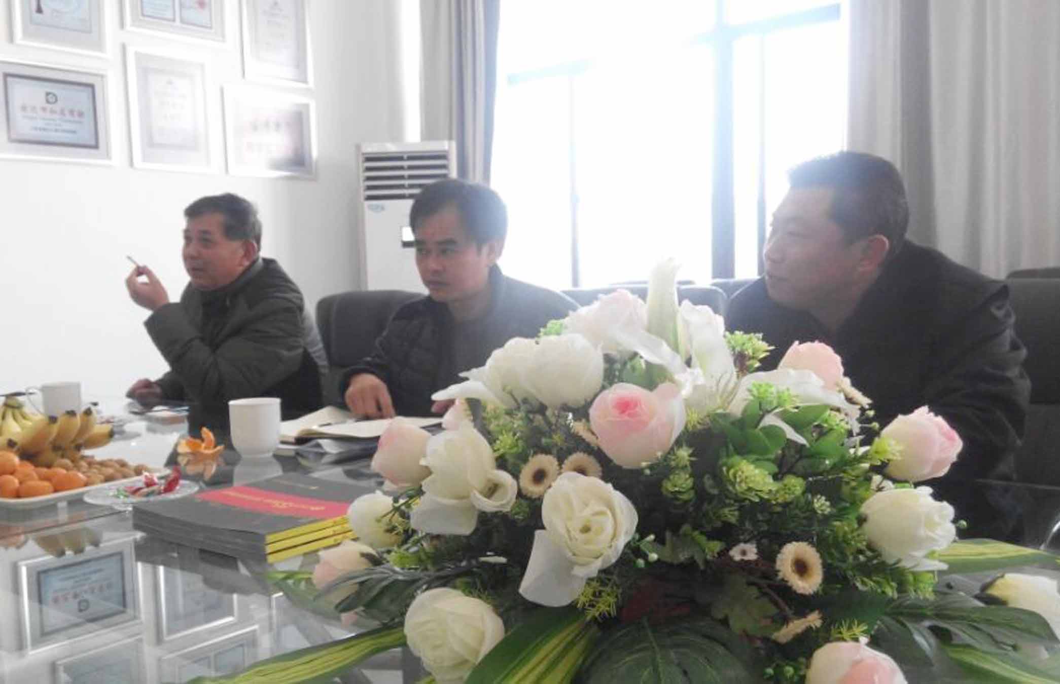  ���P(gu��n)���T(m��n)��(du��)�ҹ�˾��܇(ch��)ͤ�S���M(j��n)���(y��n)�� 