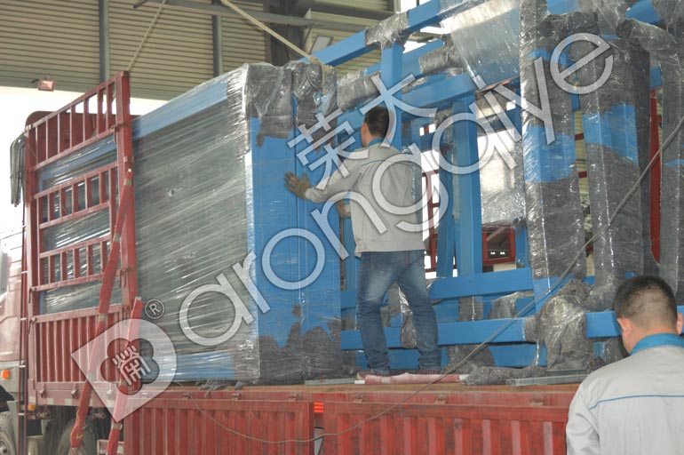 ������܇ͤ�l(f��)؛�D��