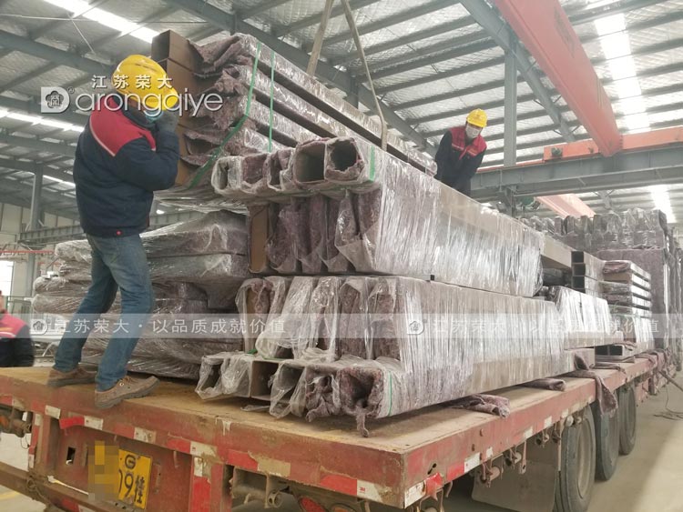 ���������Ϻ�܇ͤ�l(f��)؛�D��